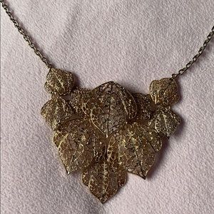H&M Leaf necklace